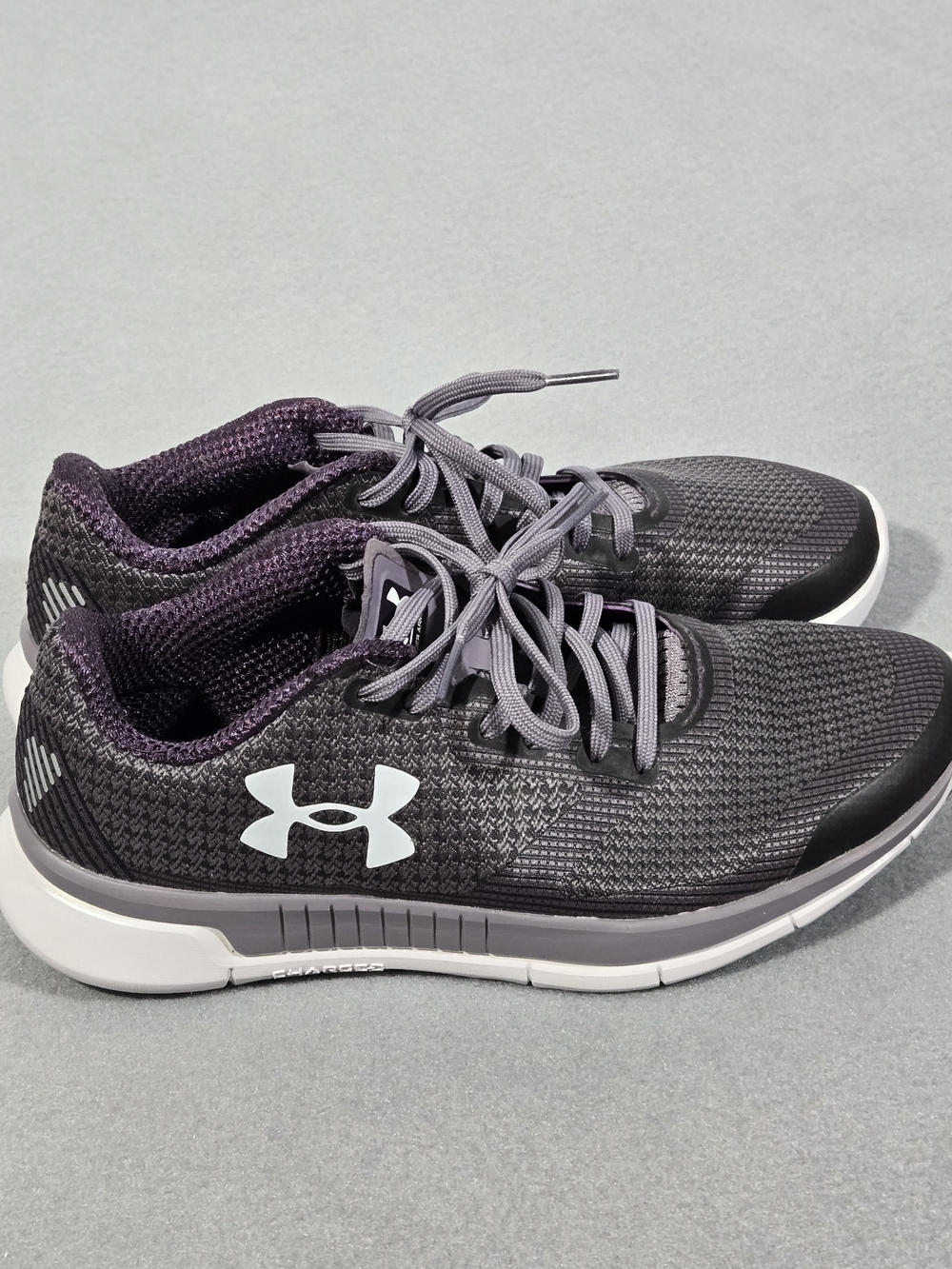 Under Armour Women’s 7.5 Athletic Running Shoes - Picture 2 of 9